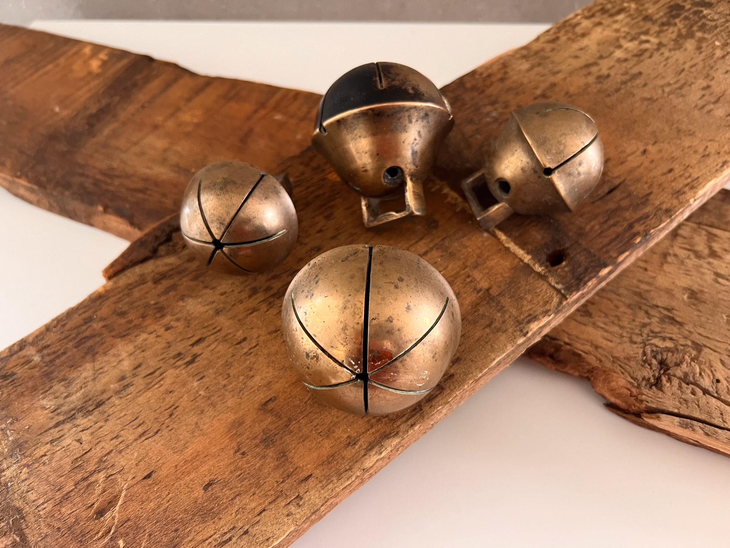 Jingle Bells: From 19th Century Novelty to Holiday Classic